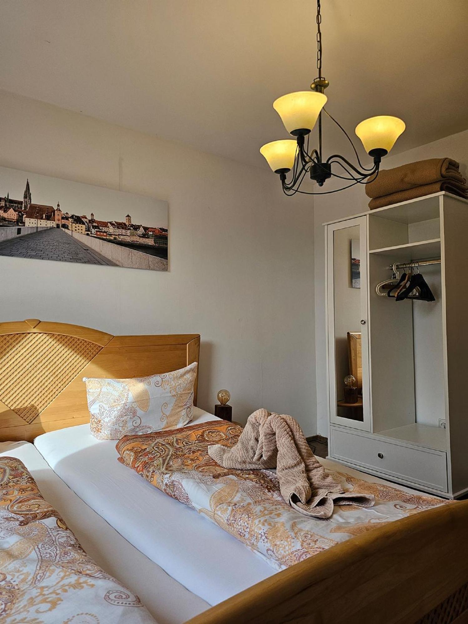 Ferienwohnung Martina Sinzing Εξωτερικό φωτογραφία